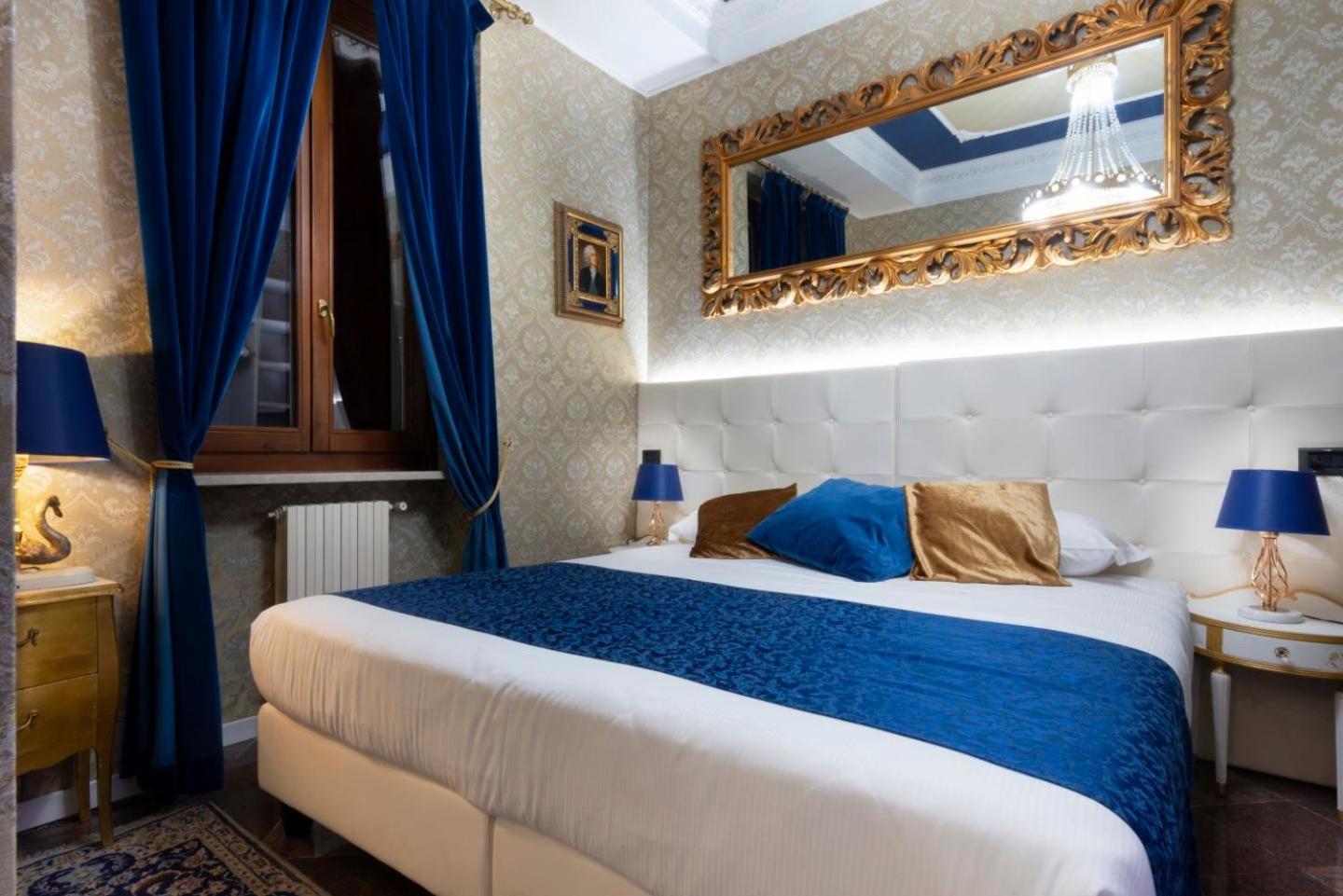 The Mansion Of Countess Rizzardi On Garda Lake Lazise Buitenkant foto